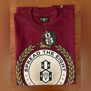 NWT Rebel 8 Large Maroon T-Shirt